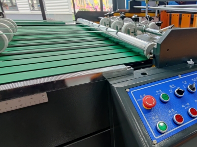 CHM-1400 Offset Printing Paper Roll To Sheets Sheeter Cutter Machine CHM-1400 Offset Printing Paper Roll To Sheets Sheeter Cutter Machine