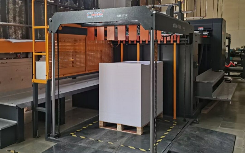 Paper Roll to Sheet Cutting Machine | CHM-1700 for Cardboard & Kraft